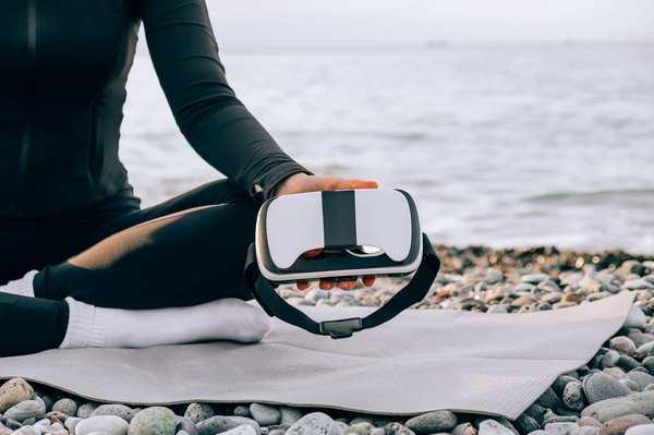 Quelles sont les étapes pour développer une application de réalité augmentée avec Unity?